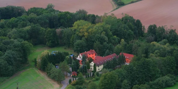 Pobyt blízko Českého ráje s polopenzí a venkovním bazénem