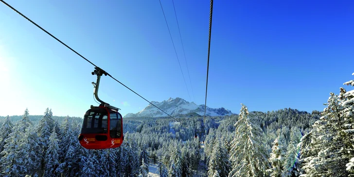 Adventní výlet do Švýcarska: krásné vyhlídky z hory Pilatus na Luzern u jezera