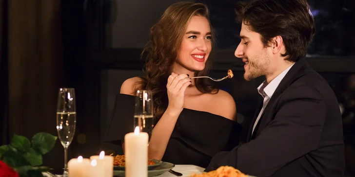 4chodové menu pro dva: mušle, risotto, ryba nebo hovězí steak i láhev vína