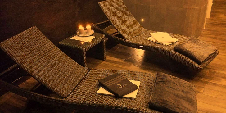 Sauna a vířivka jsou na 2 hodiny jenom vaše: privátní wellness pro 2–4 osoby