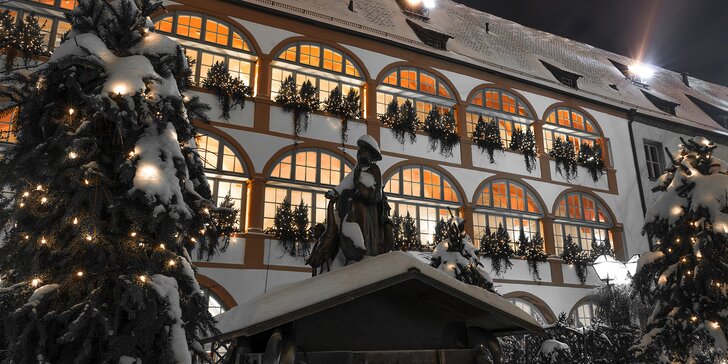 Vánoční den jako z pohádky: zámek Linderhof a malebný advent v Regensburgu