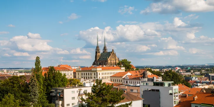 Luxusní pobyt v designovém 4* hotelu v centru Brna se snídaní i polopenzí