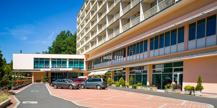 Beauty balíčky s Petra Clinic pro páry i jednotlivce v Karlových Varech: estetické, zkrášlující a wellness procedury