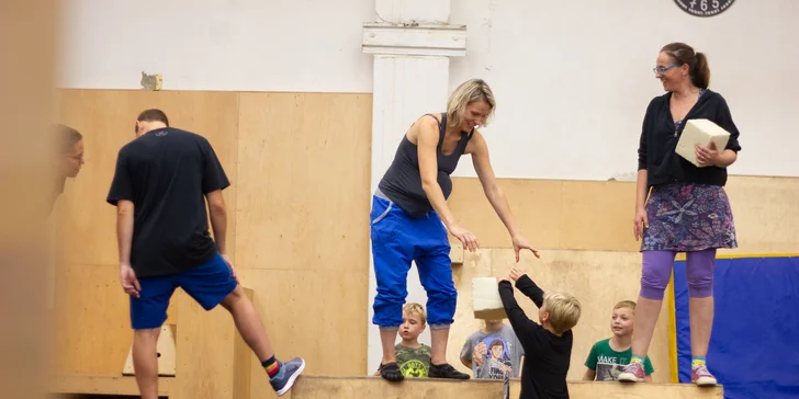 Parkour pro rodiče s dětmi: 120 minut společného tréninku v In Motion Academy