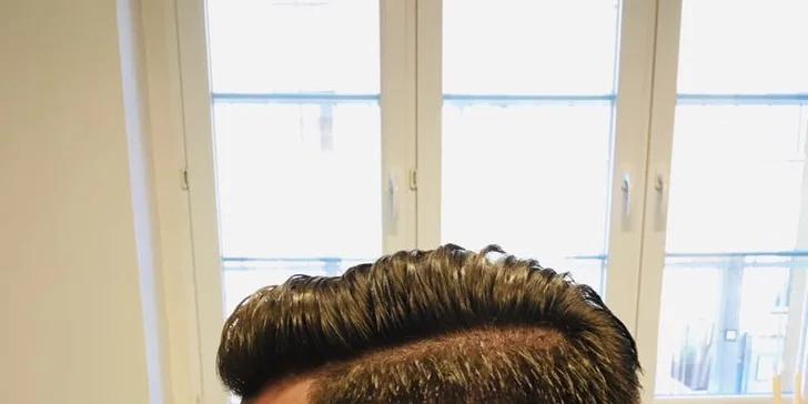 Vymazlené střihy a holení břitvou v ostravském UP DOWN Barber Shopu