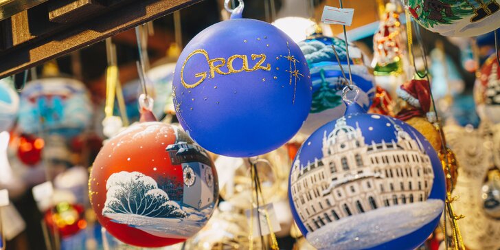 Výlet na adventní trhy v Grazu: ledový betlém i největší adventní kalendář světa