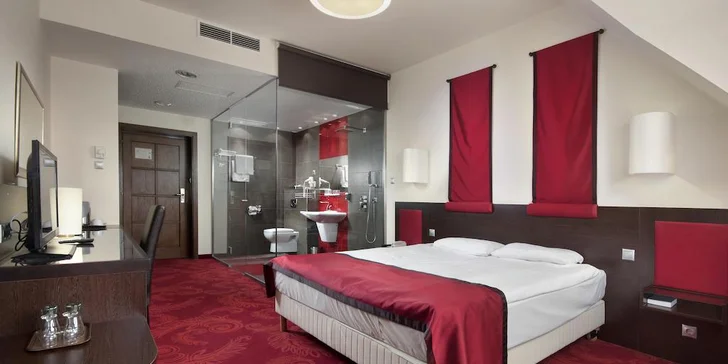 Adventní zájezd do Budapešti a Győru: doprava a 2 noci v hotelu s wellness