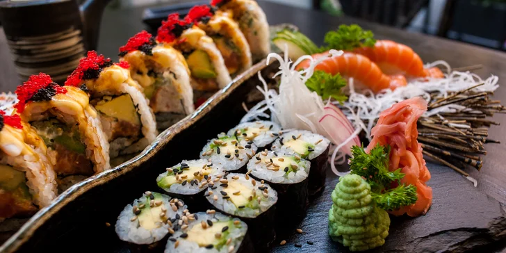 16–46 ks sushi v menu i se saláty, miso polévkami a gyoza taštičkami