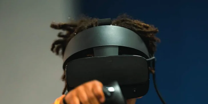 Vstupte do virtuální reality: 60 až 120 minut hry pro 1 nebo 2 hráče