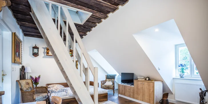 Pobyt v centru Banské Štiavnice až pro 4 osoby: plně vybavený apartmán, snídaně i víno