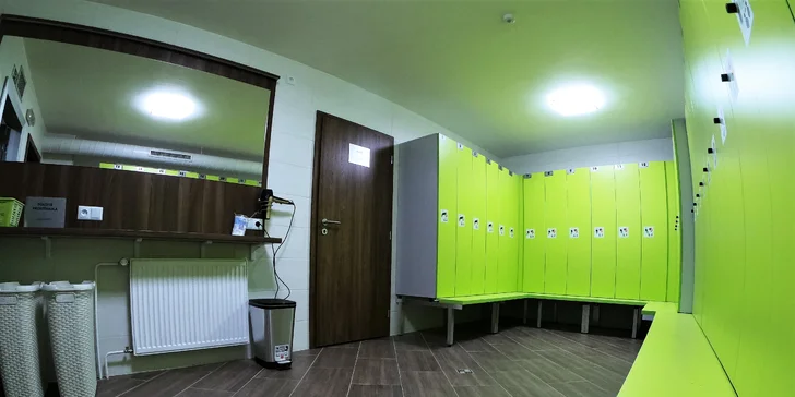 Privátní wellness s lahví prosecca pro pár: 60–90 minut relaxace v naprostém soukromí