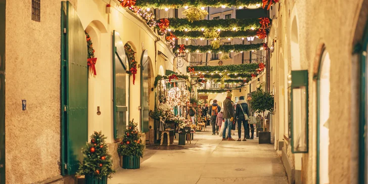 Adventní den v Salzburgu: doprava busem, vánoční trhy a UNESCO památky