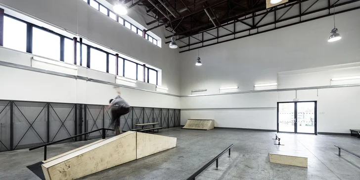 Semestrální kurz: Skate klub pro ženy a dívky na Plechárně Černý most