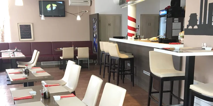 Malý či velký sushi set: rolky s máslovou rybou a tuňákem, okurkou i avokádem