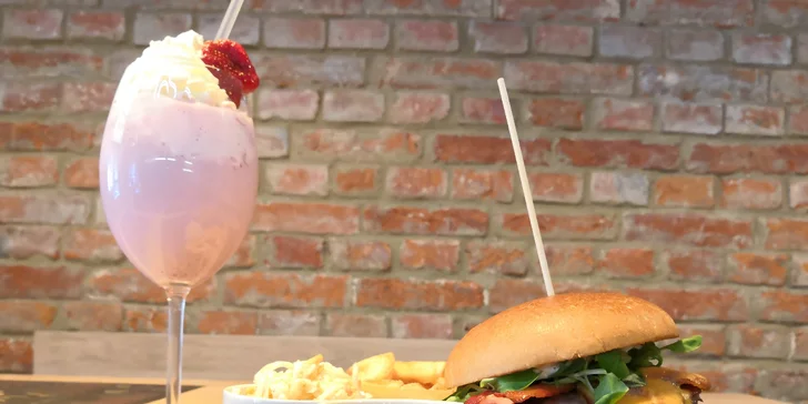 Menu jako z 50. let: Burger a milkshake k tomu pro jednoho nebo pro dva