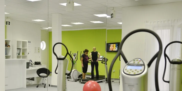 Vylaďte formu: 1 trénink nebo měsíc neomezeného cvičení ve fitness pro ženy