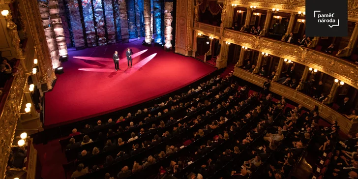 Koncert pro Paměť národa ve Foru Karlín: Langerová, Klus, Poláková, Hudba Praha aj.