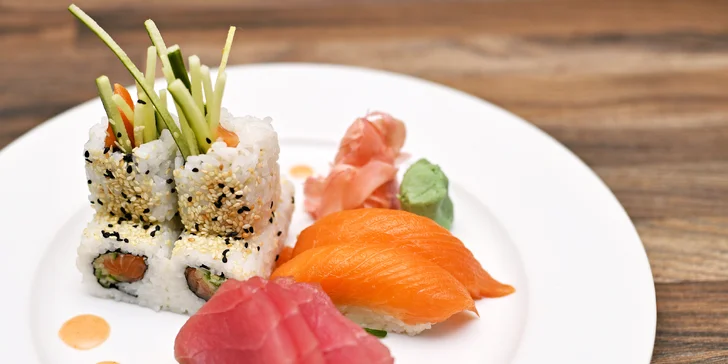Neomezená konzumace ze sushi baru v restauraci na Střeleckém ostrově
