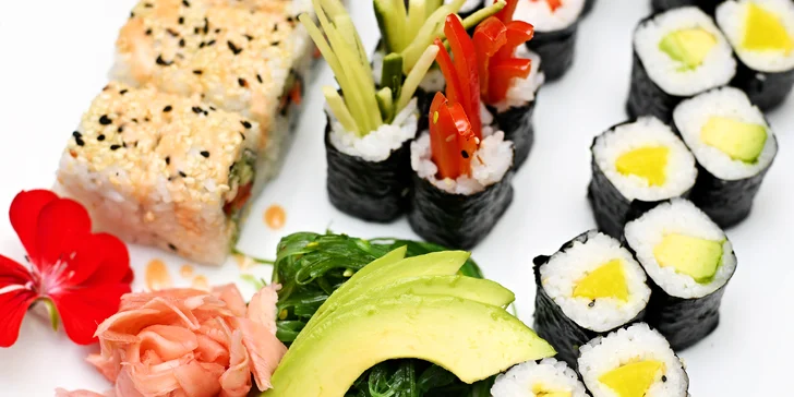 Neomezená konzumace ze sushi baru v restauraci na Střeleckém ostrově