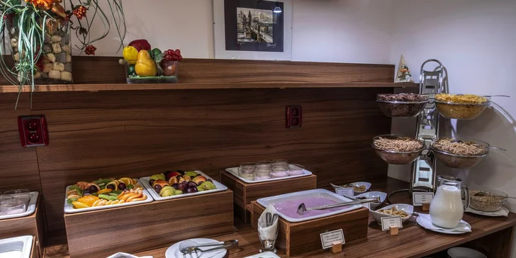 Pobyt ve 4* hotelu v centru zimní Prahy s privátním wellness a snídaní