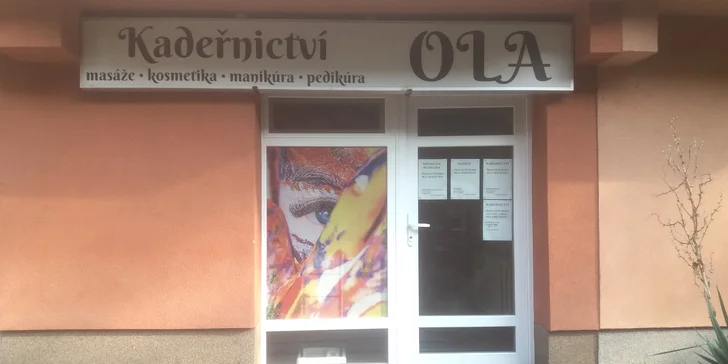 Depilace vybraných partií voskem nebo cukrovou pastou pro dámy i pány