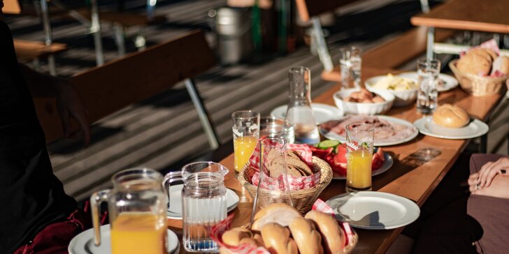 Prima dovolená v Rakousku: chata přímo na sjezdovce, snídaně či polopenze i skipasy