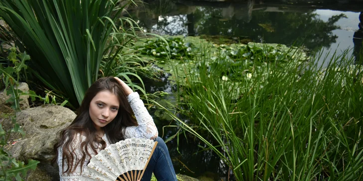 Zvěčněte svou krásu: proměna vizáže s focením pro jednu i dvě osoby
