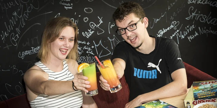 Deskoherní Valentýn s elixírem lásky, kávou a dezertem pro 2 osoby