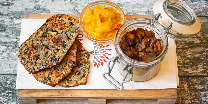 Romantika v privátním wellness, 3chodové menu a třeba i lahev vína pro dva