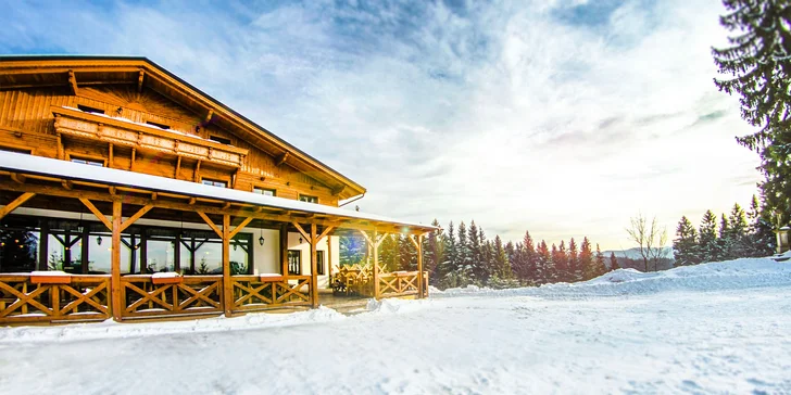 Silvestr v horském hotelu v Beskydech: polopenze, vlastní pekárna i wellness
