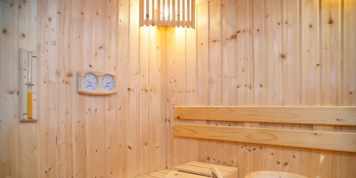Pobyt ve 4* hotelu v centru zimní Prahy s privátním wellness a snídaní