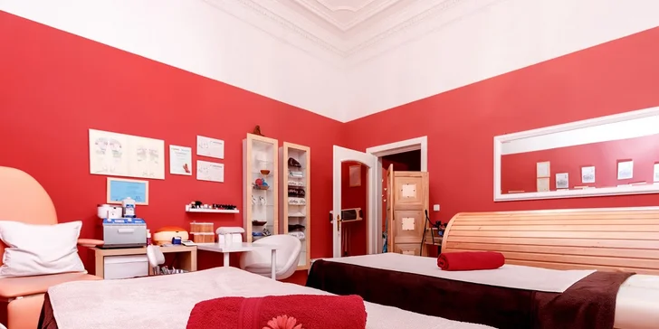 Pobyt ve 4* hotelu v centru Varů: snídaně či polopenze i wellness procedury