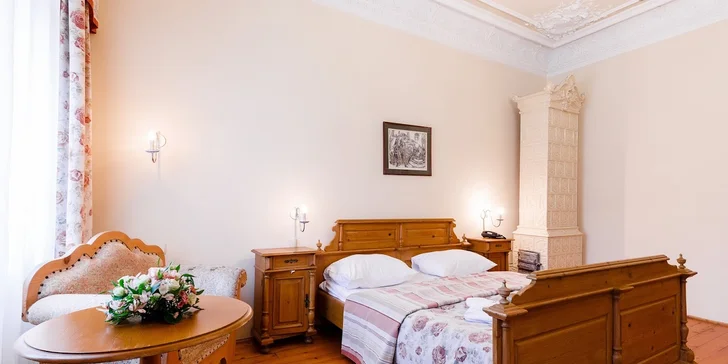 Pobyt ve 4* hotelu v centru Varů: snídaně či polopenze i wellness procedury