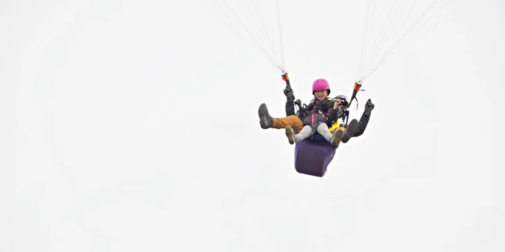 Nebeský zážitek pro děti: Tandemový paragliding a video