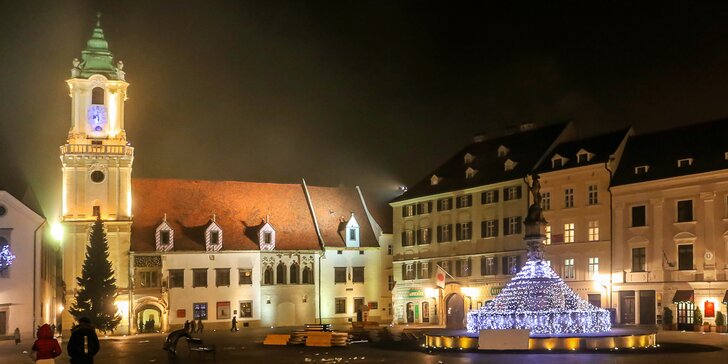 Vánoční Bratislava: doprava autobusem, adventní trhy i památky