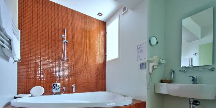 Rozplyňte se blahem v srdci Luhačovic. Na výběr polopenze, privátní wellness, masáže