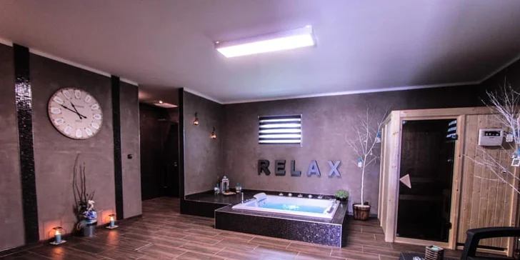 2 hod. privátního wellness s dezertem a sektem pro pár, pondělí–čtvrtek od 9:00 do 14:00
