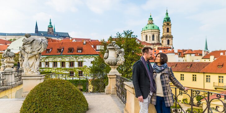 1 nebo 2 hodiny profi focení pro páry na nejkrásnějších místech Prahy