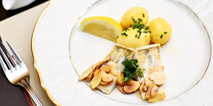 5* degustační menu v restauraci Franz Josef s vinným párováním pro 2 osoby