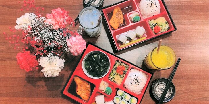 Pochutnejte si nejen na rolkách: malý či velký bento sushi box ve skvěle hodnocené restauraci