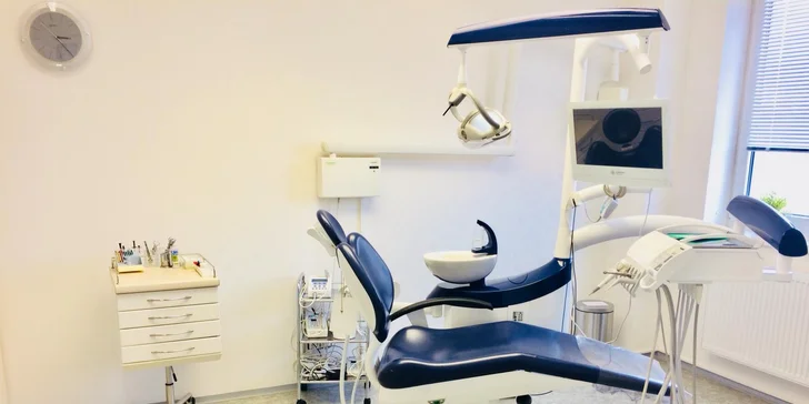 Mějte zdravý úsměv díky profesionální dentální hygieně s air flow