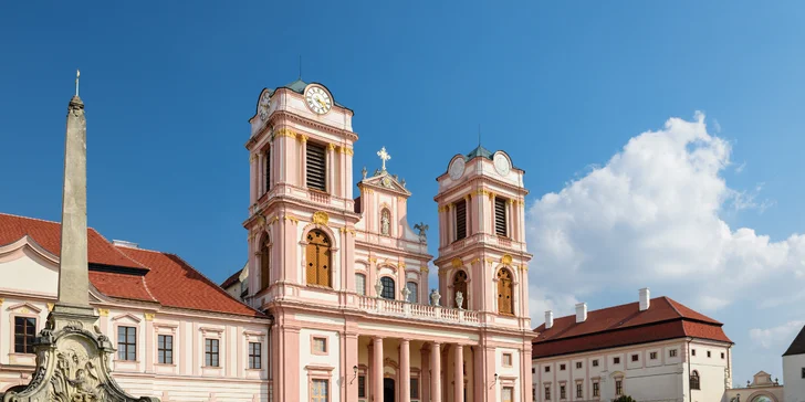 Jednodenní výlet do Rakouska s průvodcem: údolí Wachau, města Melk a Krems