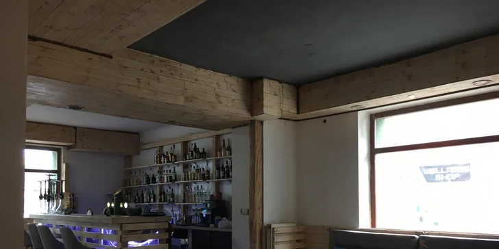 Dárkové poukazy na útratu v Luxury Hookah Lounge v hodnotě 100-1000 Kč