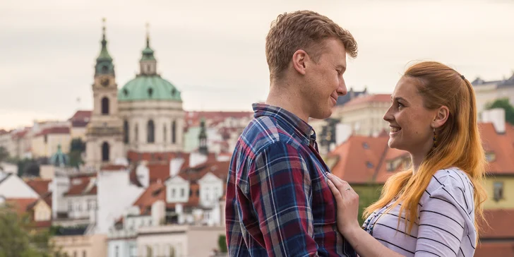 1 nebo 2 hodiny profi focení pro páry na nejkrásnějších místech Prahy