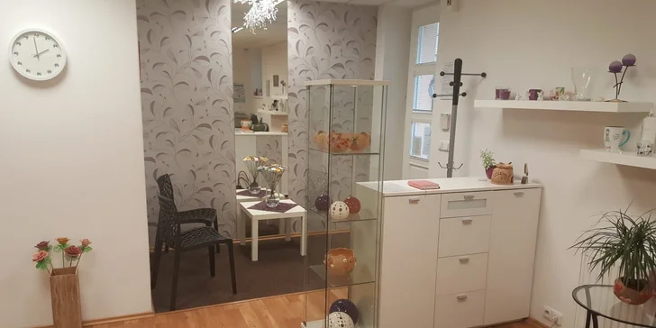 Péče o chodidla i obličej: Kosmetické balíčky, pedikúra i 3hod. balíček péče