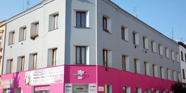 Kompletní kadeřnická péče: melír, střih, styling i keratinová kúra a dárek k tomu