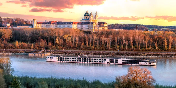 Jednodenní výlet do Rakouska s průvodcem: údolí Wachau, města Melk a Krems