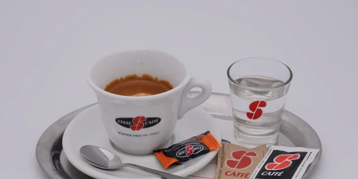 Oslaďte si život: káva a dezert v Atrium Café podle výběru pro 1 i 2 osoby