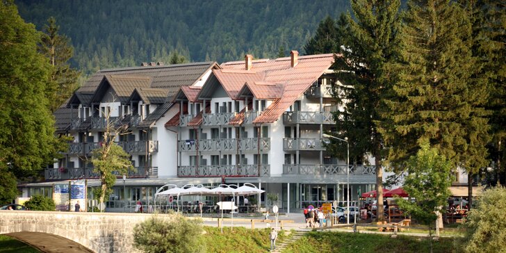 Pobyt ve slovinských Alpách u jezera Bohinj s bazénem a jídlem
