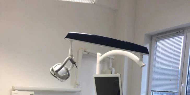 Mějte zdravý úsměv díky profesionální dentální hygieně s air flow